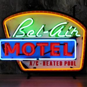 Bel Air Motel neon publicitaire en verre