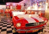 Banquette réalisée à partir d'une véritable Ford Mustang 1965