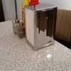 Distributeur de serviettes chrome restaurant americainDistributeur de serviettes chrome restaurant americain