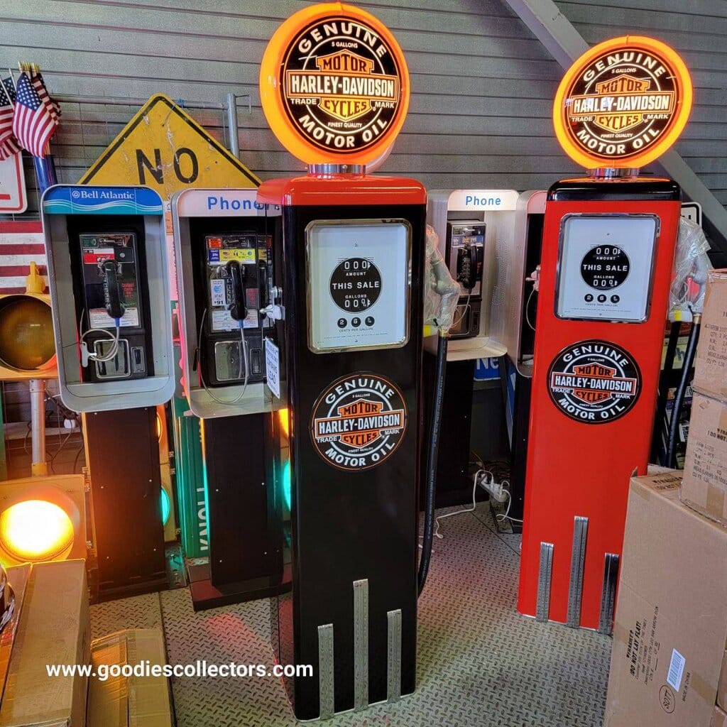 pompe à essence américaine avec opaline en verre harley davidson noire "tall" 205cm