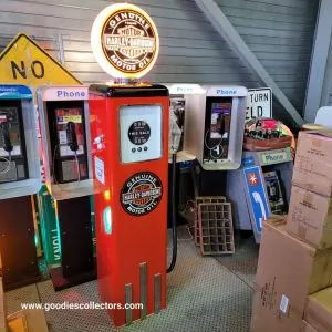 pompe à essence américaine avec opaline en verre harley davidson noire « tall » 205cm pompe à essence américaine avec opaline en verre harley davidson noire "tall" 205cm