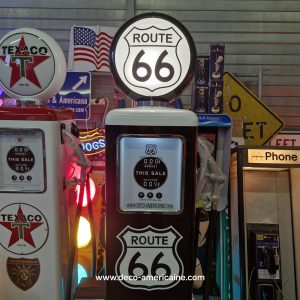 pompe à essence américaine avec opaline en verre route 66 "tall" 205cm