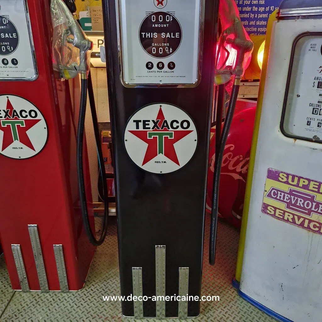 pompe à essence américaine avec opaline en verre texaco "tall" 205cm