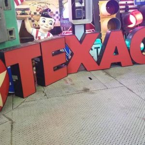 Enseigne De Station Service Texaco Et Star Sign 1