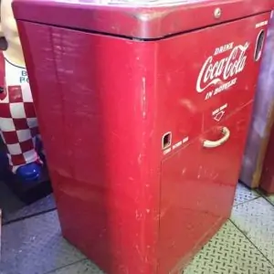 Vendo A23E Spin Top de la marque de soda americain Coca Cola