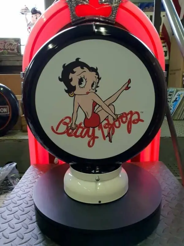 Globe De Pompe A Essence Betty Boop 1