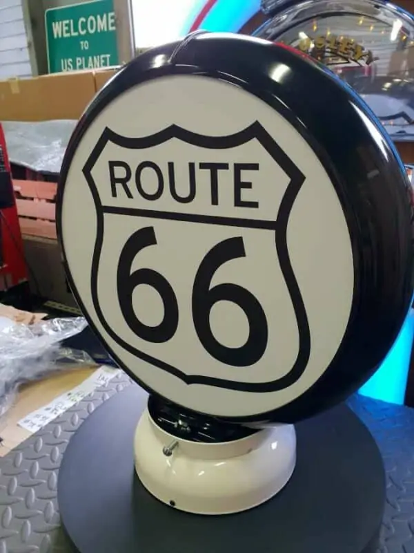 Globe De Pompe A Essence Route 66 1