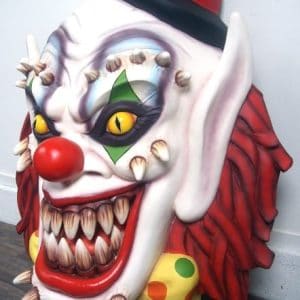 TÊTE DE CLOWN D'HORREUR GÉANTE