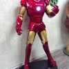 Statue d'Iron Man Super héros avec son armure à propulseur