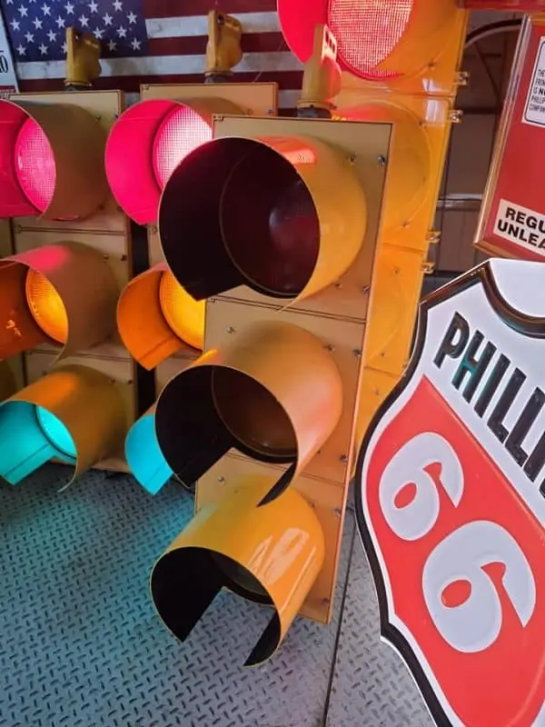 Feu tricolore américain à 3 voies avec FIXATION et CâBLé - 101.5cm - Jaune