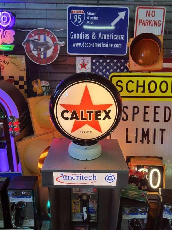 caltex globe de pompe a essence americaine 1