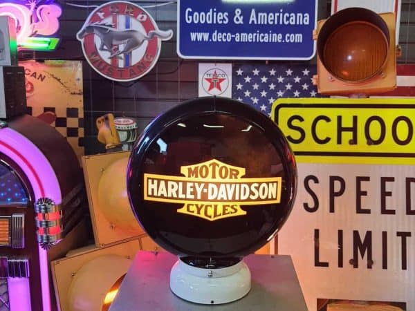 globe de pompe a essence americaine de la marque harley davidson b black