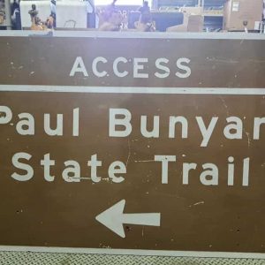 panneau de signalisation routiere americain paul bunyan state trail 122cm x 183 cm 1