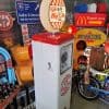 pompe a essence a thematique big boy restaurant 6