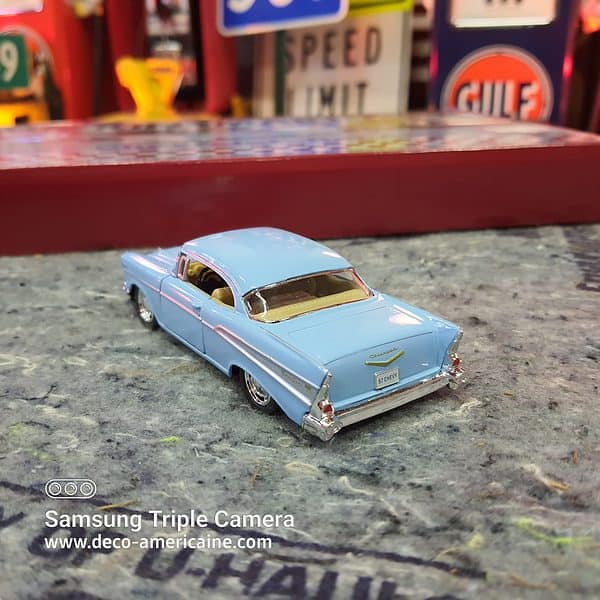 1957 chevrolet bel air hard top miniature échelle 1/40 11.40cm