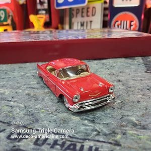 1957 chevrolet bel air hard top miniature échelle 1/40 11.40cm