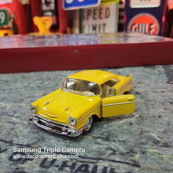 1957 chevrolet bel air hard top miniature échelle 1/40 11.40cm