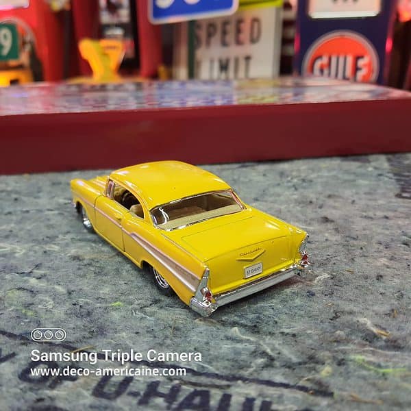 1957 chevrolet bel air hard top miniature échelle 1/40 11.40cm