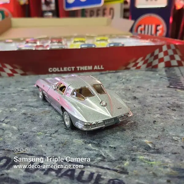 1963 chevrolet corvette stingray miniature échelle 1/38 12.70cm