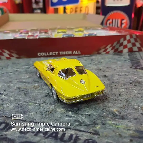 1963 chevrolet corvette stingray miniature échelle 1/38 12.70cm