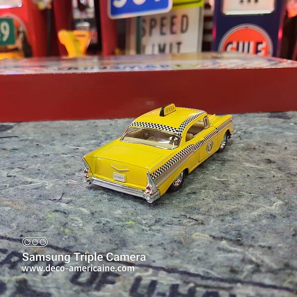 chevrolet bel air taxi miniature échelle 1/38 12.70cm