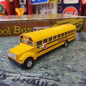 school bus "jaune avec nez" miniature échelle 1/24 17.80cm