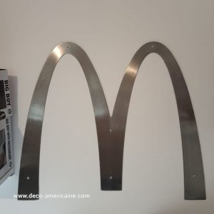 logo "m" mcdonald's restaurant authentique sur base des "m" jaunes métal 70cm x 60cm