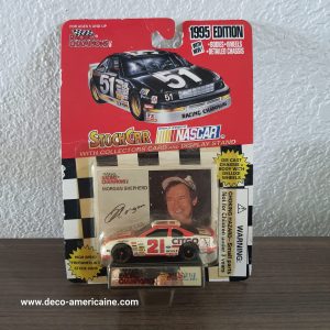 nascar voiture miniature vintage 1995 edition geoff bodine + carte de collection (copie)