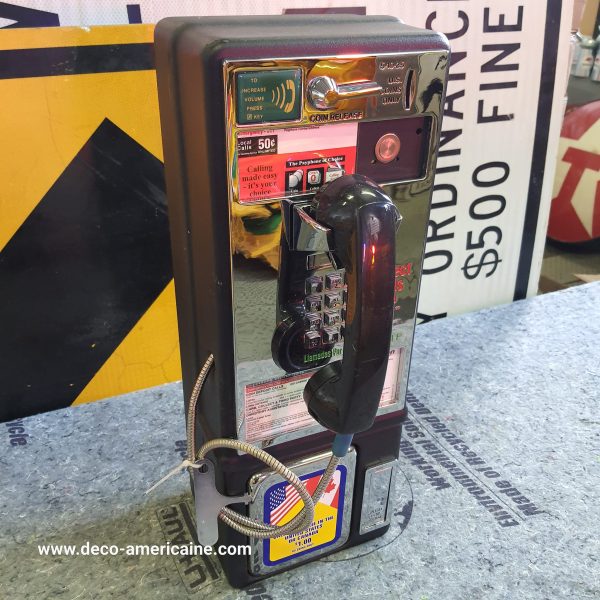 téléphone payphone américain de rue avec monnayeur et stickers (copie)