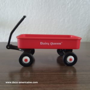 radio flyer miniature wagon goodies promotionnel de la marque "dairy queen" rare