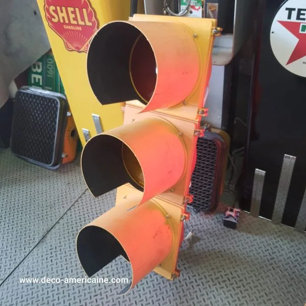 feu tricolore américain à 3 voies avec fixation plafond et câblé 125cm jaune