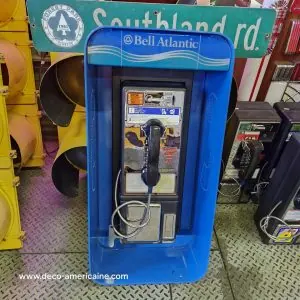 cabine l31 murale avec payphone vintage de rue américain authentique bleue (copie) cabine l31 murale avec payphone vintage de rue américain authentique bleue (copie)