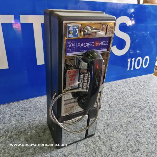 téléphone payphone américain de rue avec monnayeur et stickers 10