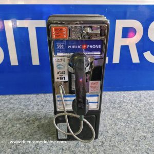 téléphone payphone américain de rue avec monnayeur et stickers (copie)