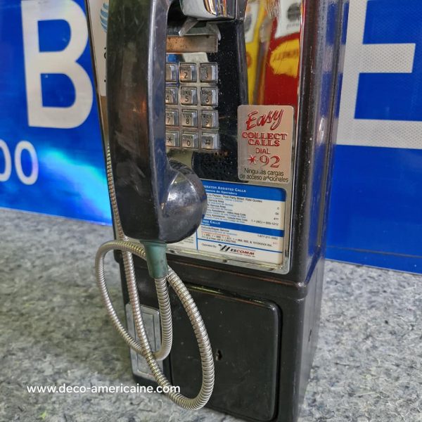 téléphone payphone américain de rue avec monnayeur et stickers (copie)