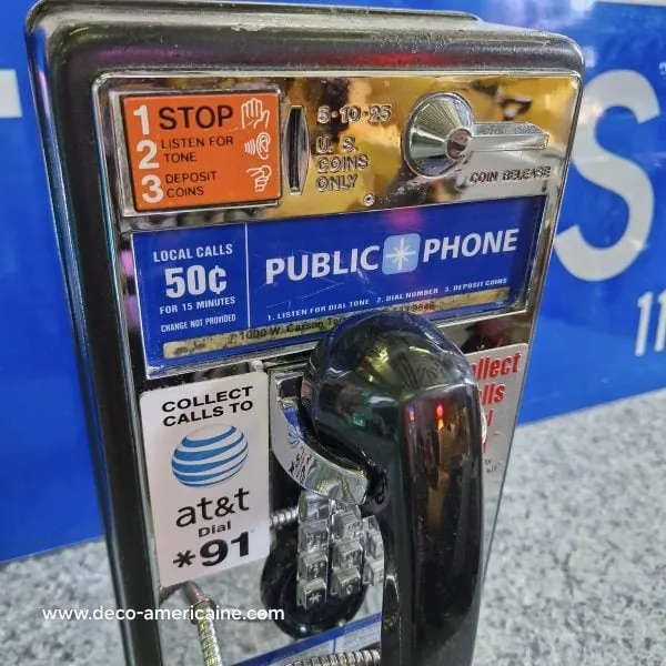 téléphone payphone américain de rue avec monnayeur et stickers 12
