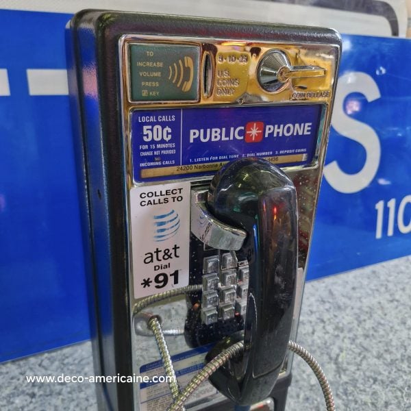 téléphone payphone américain de rue avec monnayeur et stickers (copie)