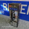 téléphone payphone américain de rue avec monnayeur et stickers