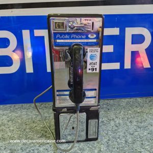 téléphone payphone américain de rue avec monnayeur et stickers (copie)
