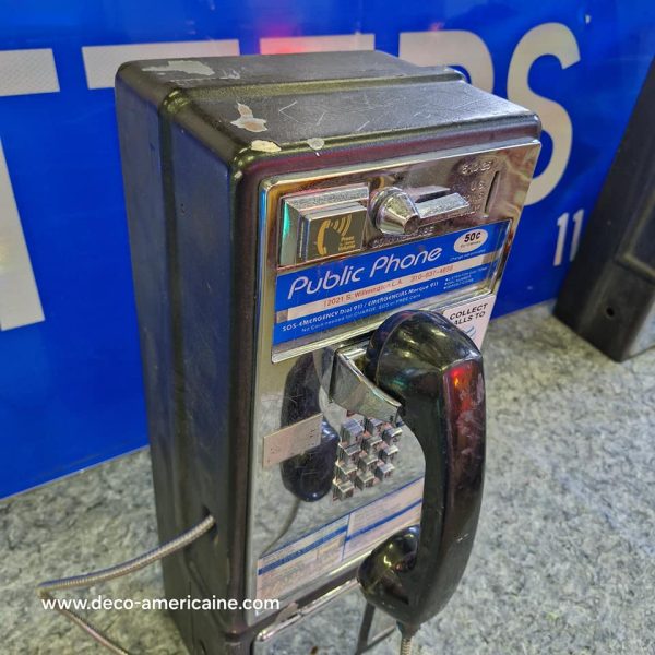 téléphone payphone américain de rue avec monnayeur et stickers (copie)