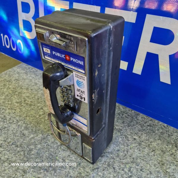 téléphone payphone américain de rue avec monnayeur et stickers (copie)