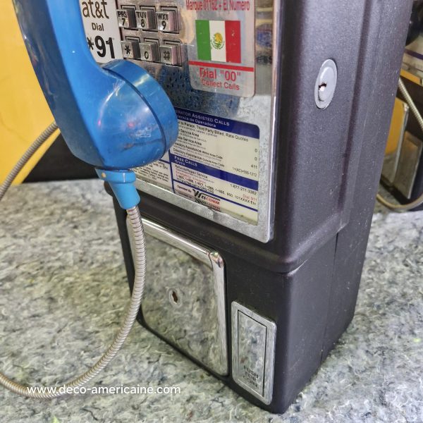 téléphone payphone américain de rue avec monnayeur et stickers 8