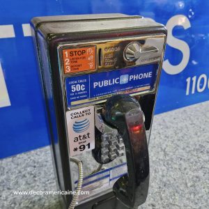 téléphone payphone américain de rue avec monnayeur et stickers (copie)