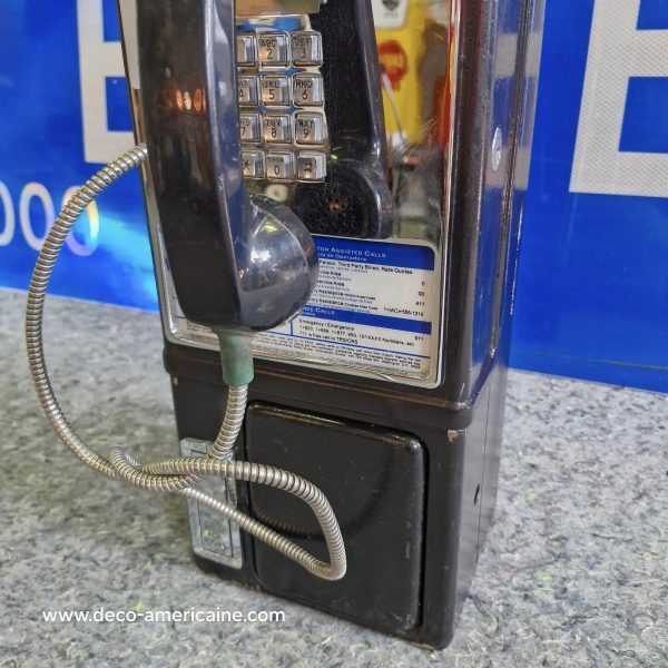 téléphone payphone américain de rue avec monnayeur et stickers (copie)