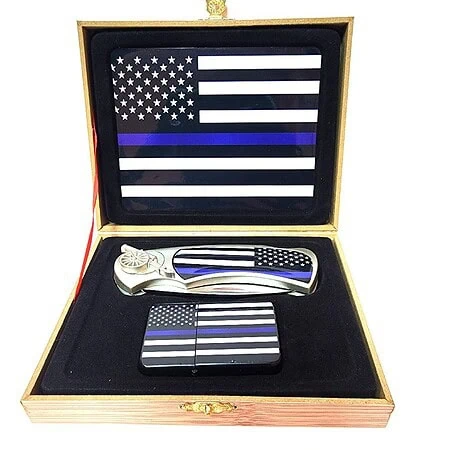 coffret briquet tempête avec couteau et sign police blue line tribute
