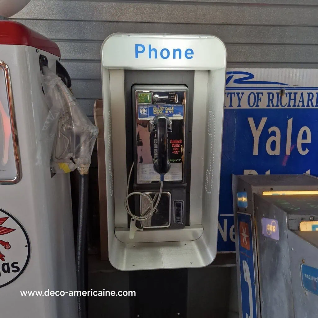 payphone vintage de rue américain authentique avec cabine provenance californie "brand new old stock"