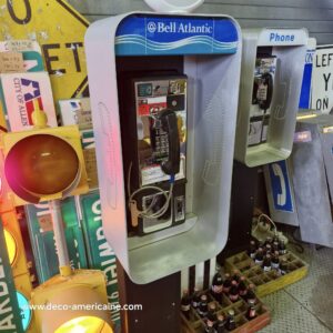 payphone vintage de rue américain authentique avec cabine provenance californie "brand new old stock" (copie)