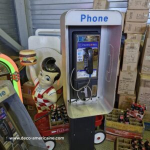 payphone vintage de rue américain authentique avec cabine provenance californie