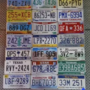 lot de plaques d'immatriculation des 50 etats américains collection complète (copie)