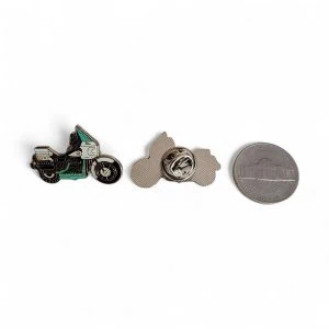 pin's pour chapeau, casquette, blouson en cuir ou tissu thématique biker